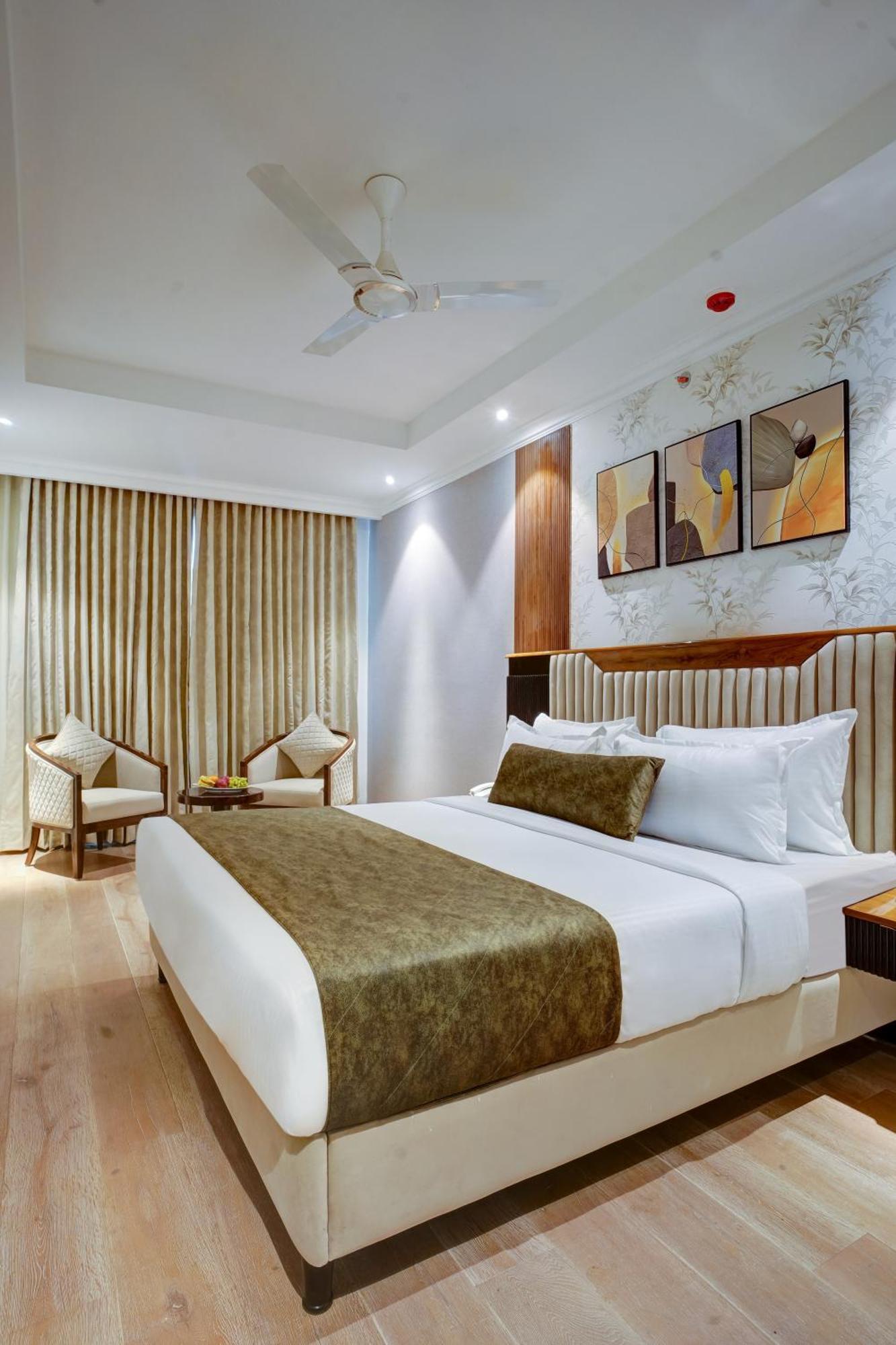 Iva Premium Delhi Airport With Airport Drop Otel Yeni Delhi Dış mekan fotoğraf